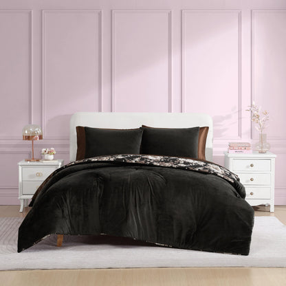 Betsey Johnson - Full/Queen Comforter Set, Velvet Bedding with Matching Shams, Floral Home Decor, Oeko-Tex Certified (Velvet Solid Black, Full/Queen)