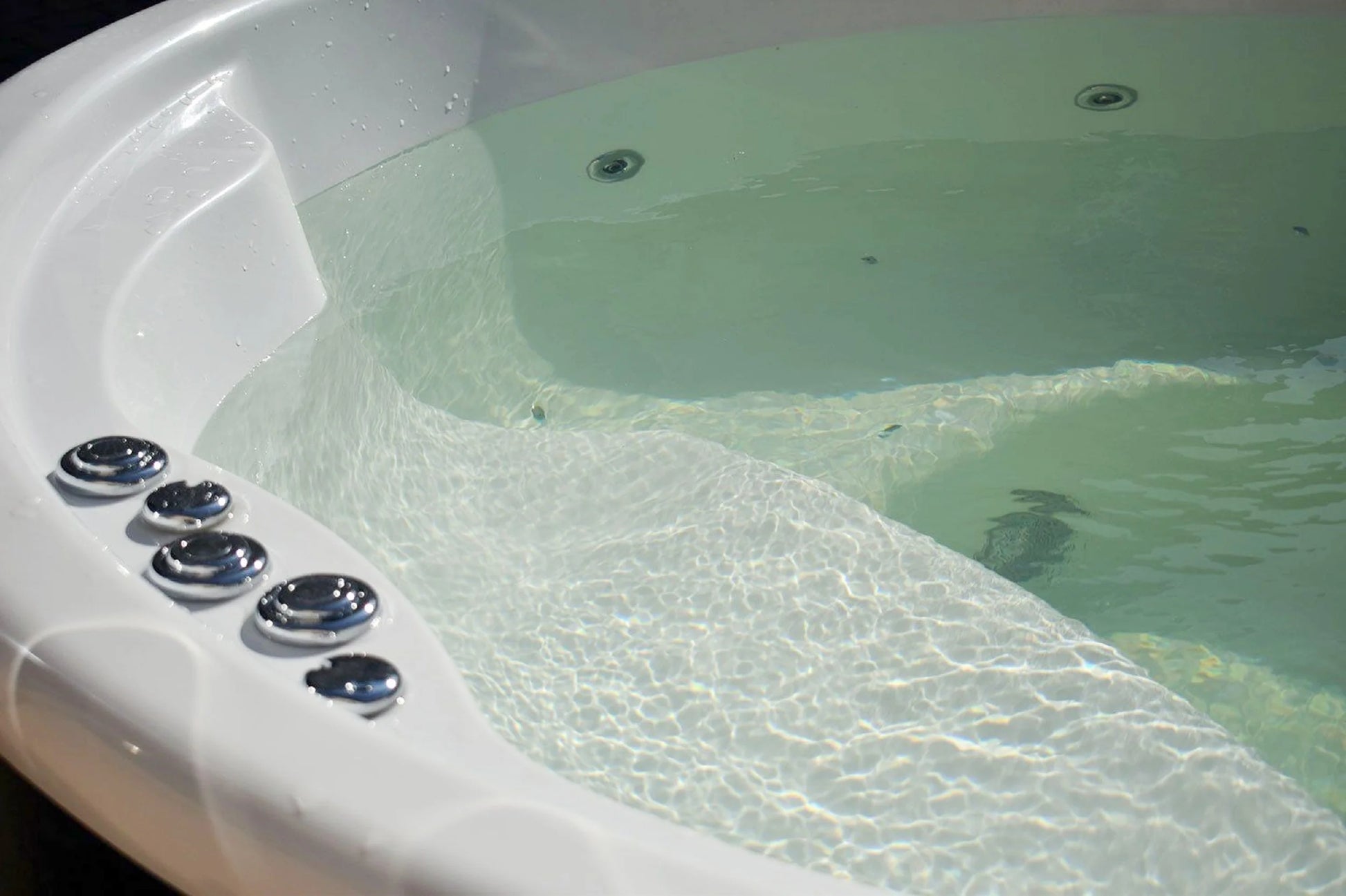 Hud-1 EZ Buildings Sierra 6 Person Round 78 in. Wood Fired Hot Tub