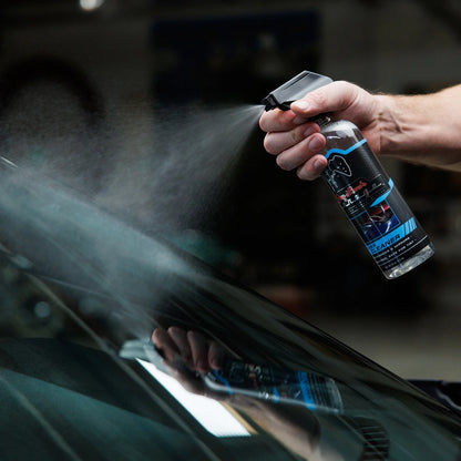 Jay Leno��s Garage Essential Detailing Bucket Kit �C 14-Piece Car Cleaning Set